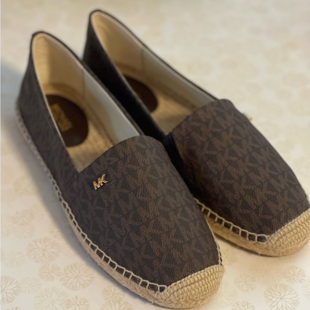 Michael kors slip on shoes